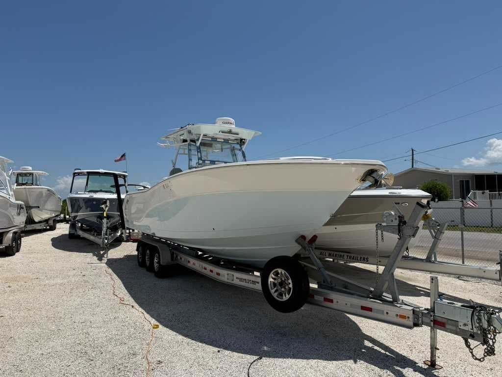 2021 Sea Fox 328 Commander