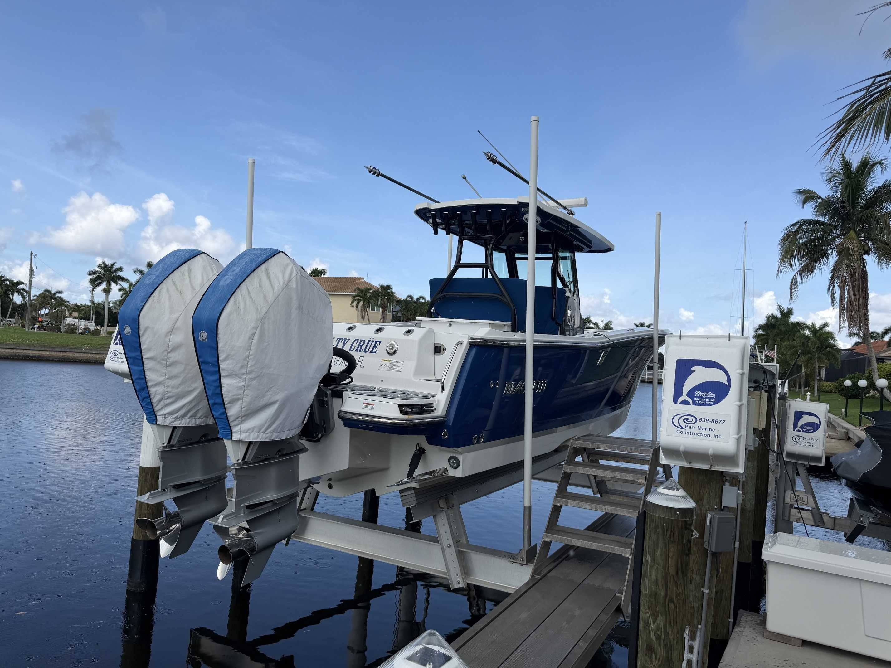 2023 Blackfin 302 DC - Image 1