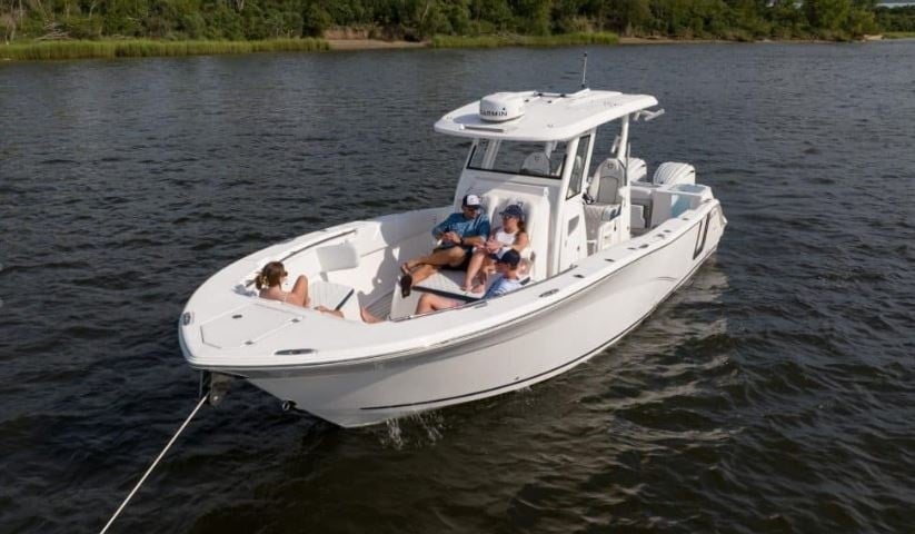 2025 Sea Fox 328 Commander - Image 1