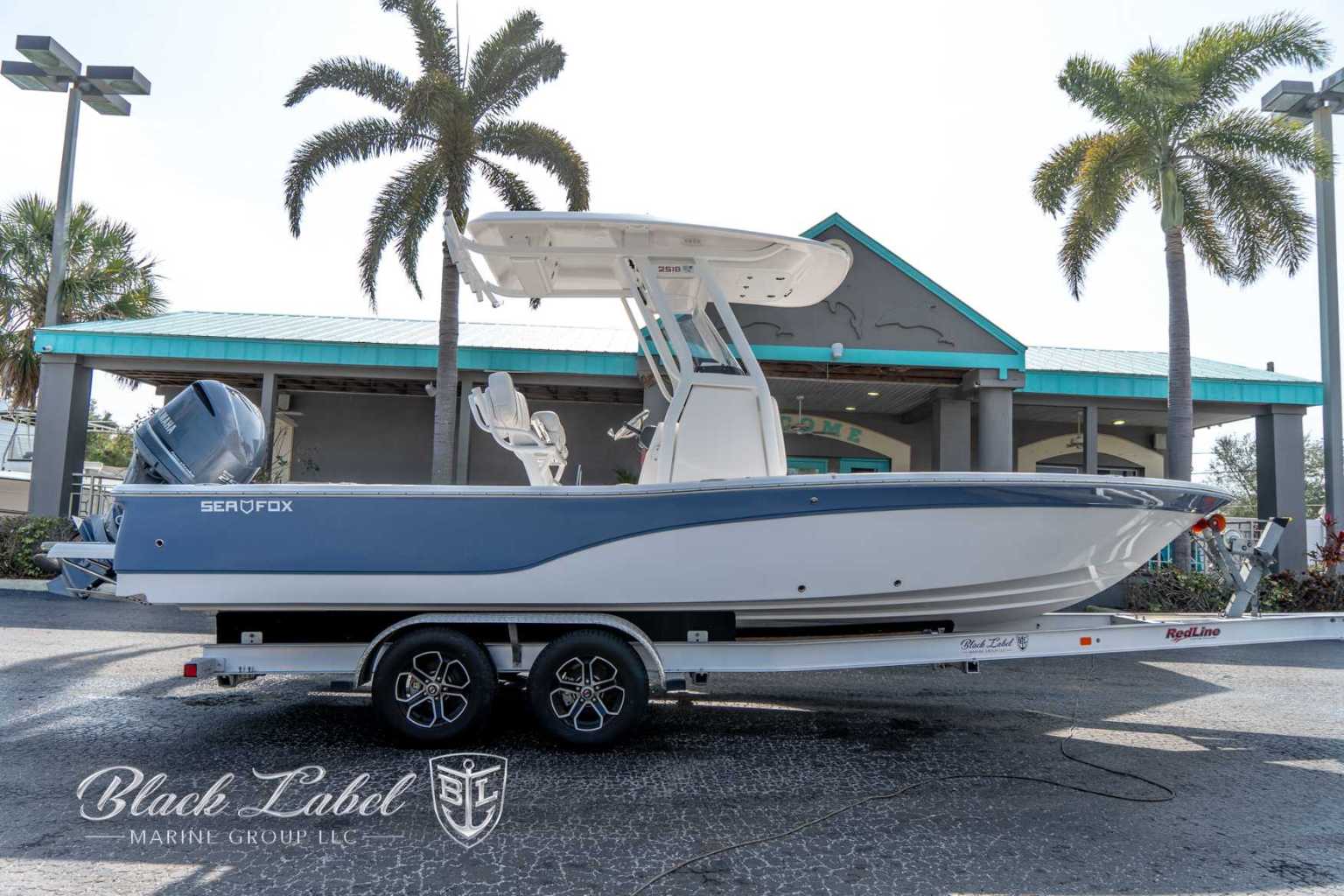 2024 Sea Fox 251 BayFox Center Console - Image 1