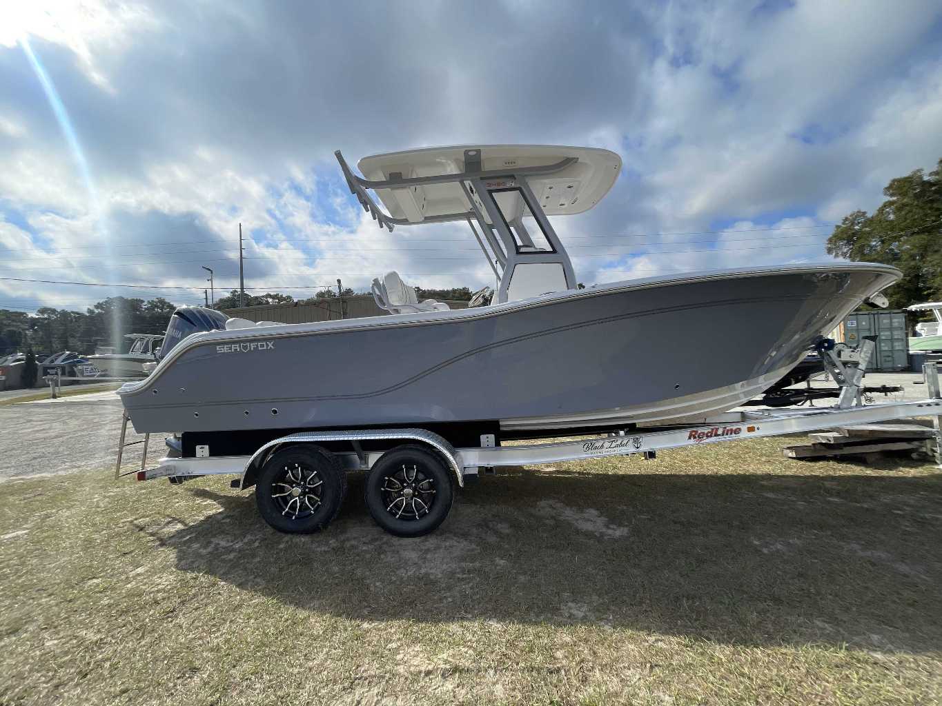 2025 Sea Fox 248 Commander - Image 1