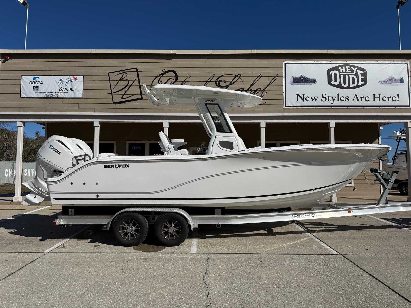 2026 Sea Fox 268 Commander - Image 1