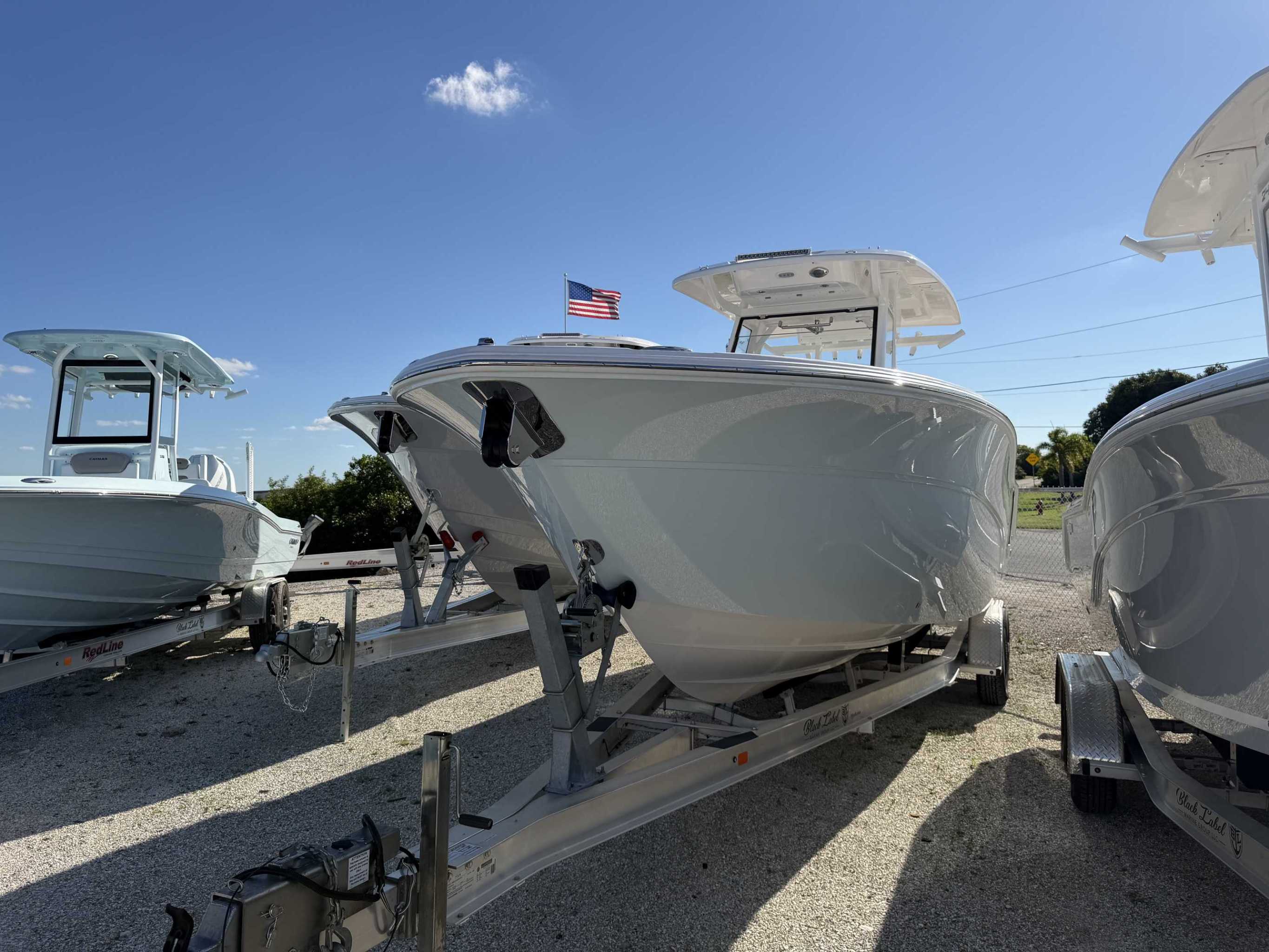 2027 Sea Fox 288 Commander - Image 1