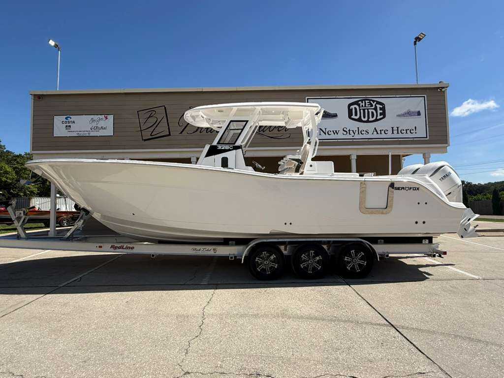 2027 Sea Fox 328 Commander - Image 1