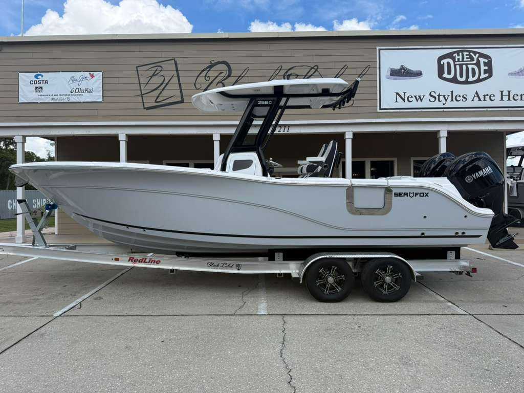2027 Sea Fox 268 Commander - Image 1