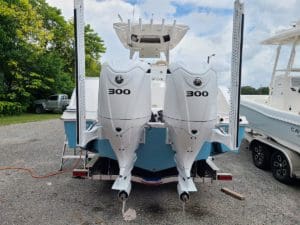 rigging-custom-sea-fox-288-commander-painted-outboard-motors-twin-power-poles