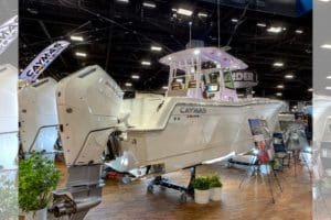 caymas-34ct-power-catamaran-twin-mercury-400hp-outboard-motors-miami-boat-show-blmg-AR3x2