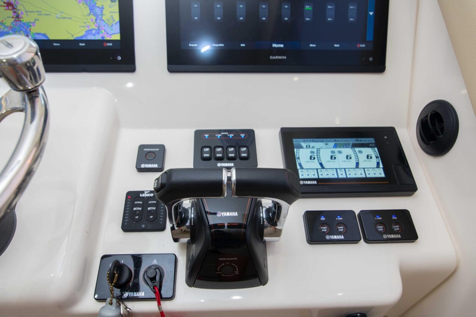 electronics-upgrade-on-center-console-boat