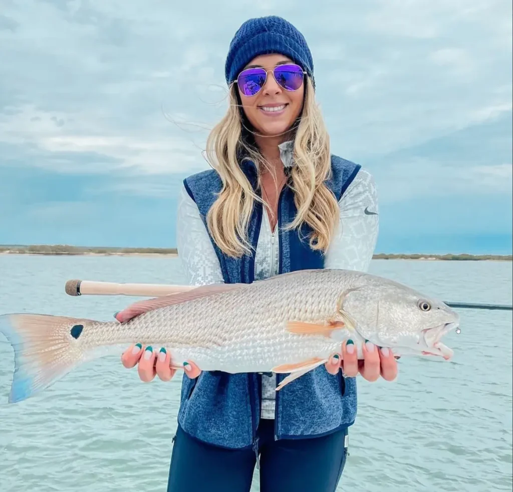 girl-with-redfish