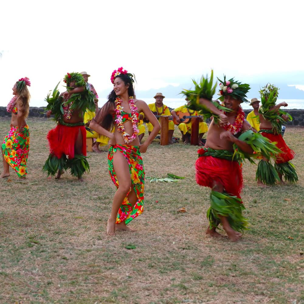 POLYNESIAN-TESTICLE-DANCE