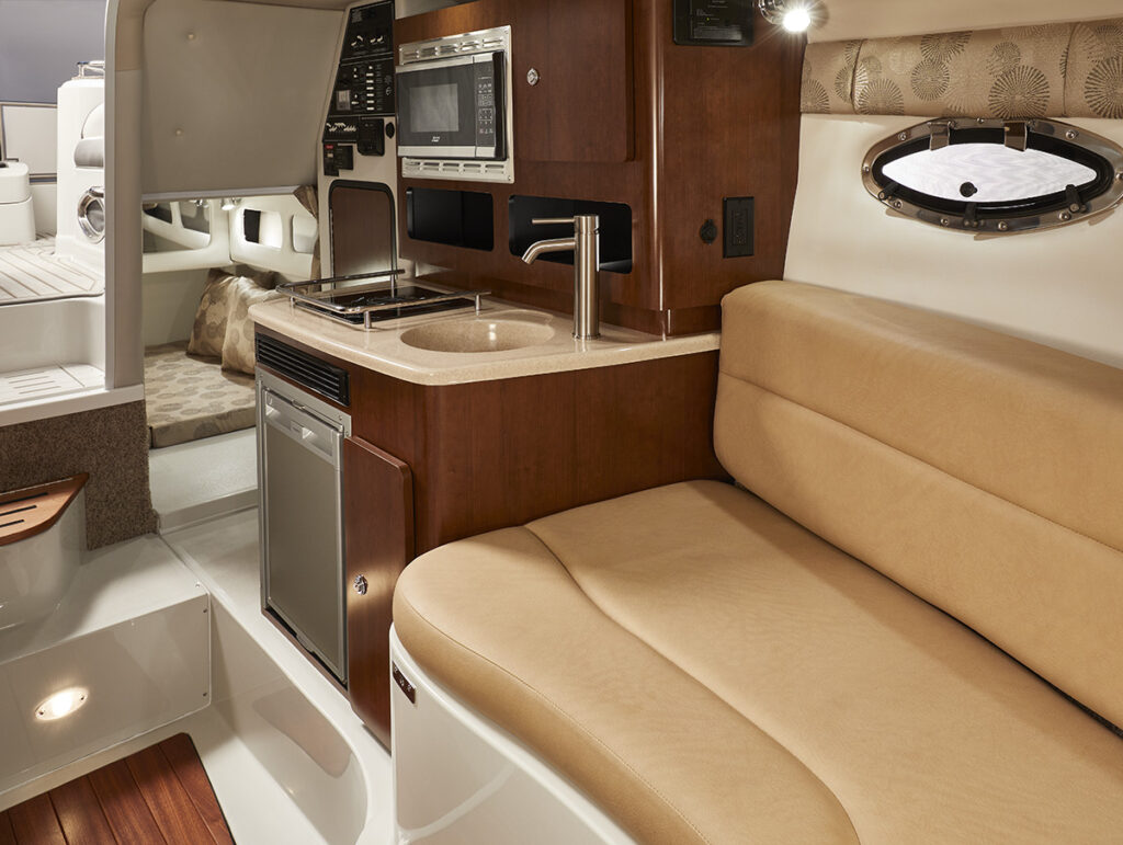 Crownline 280