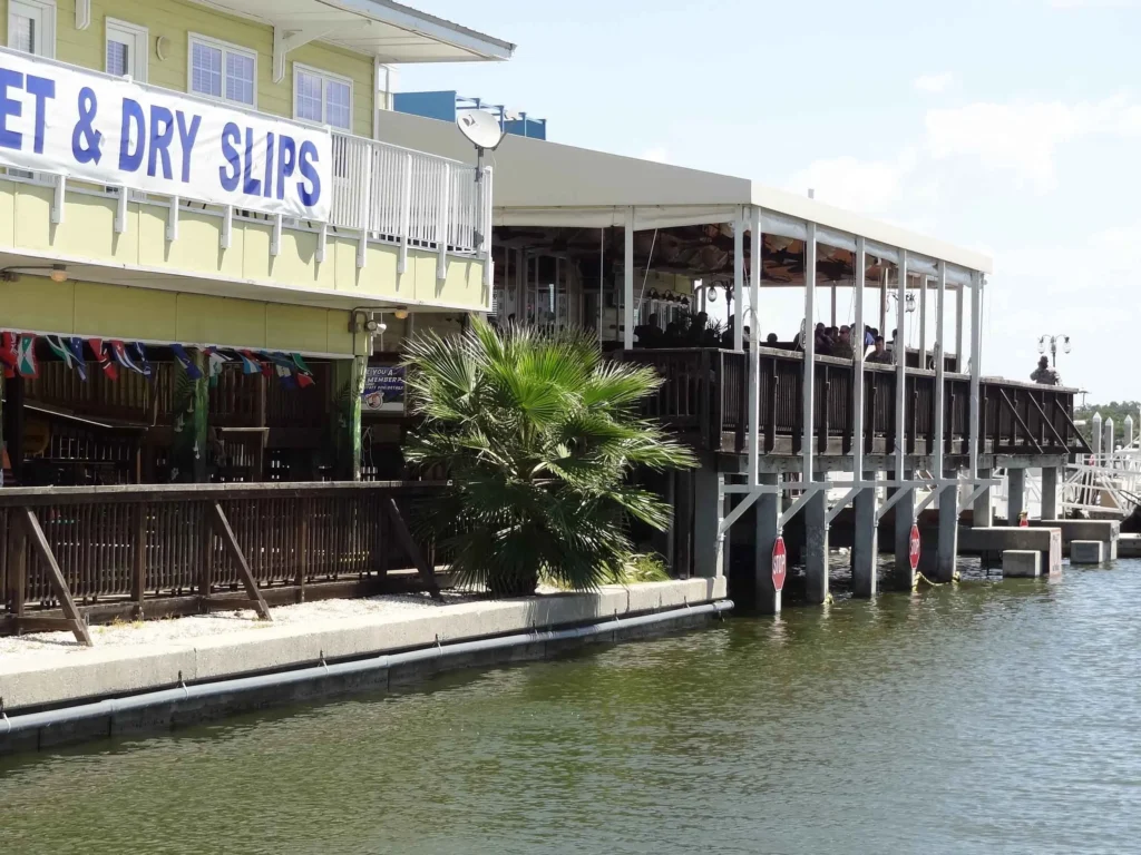 waterfront restaurants in St. Pete and Tampa Bay