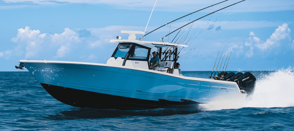 Caymas Stepped Hull